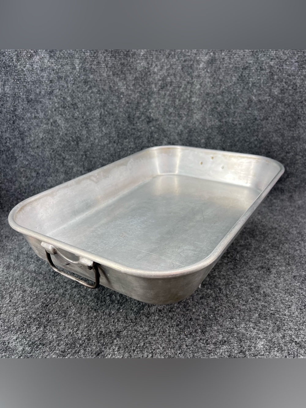 Wear Ever #4414 Aluminum Pan with Handles 15.5x10.5x2.25